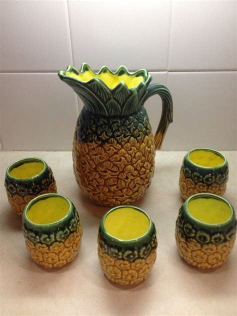 Vintage Anekona Hawaii Ceramic Pottery Pineapple Pitcher Cups