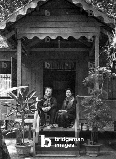 Image Of Cambodia Prince Norodom Sihanouk And Princess Monique Pose In