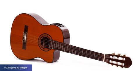 alat musik  menghasilkan bunyi  dipukul