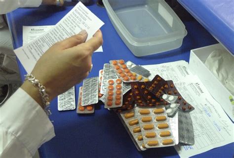 Decreto Para Una Urgencia De Medicamentos Propuesta País