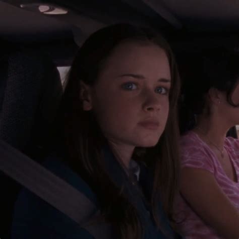 Rory Gilmore Icon In 2022 Rory Gilmore Gilmore Girls Gilmore