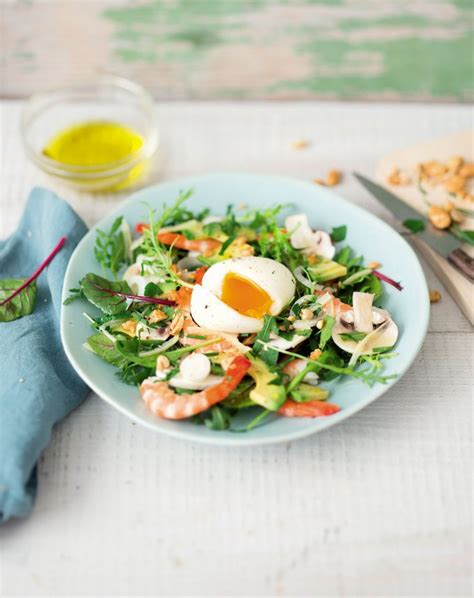 Recette salade marine aux œufs mollets et aux cacahuètes Marie Claire