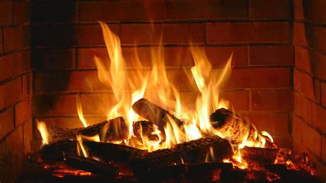 Fireplace Wallpapers Top Free Fireplace Backgrounds Wallpaperaccess