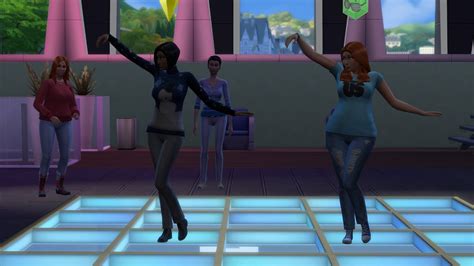 Eine neue CREW ist in der STADT 79 Sims 4 ZEIT FÜR FREUNDE Let