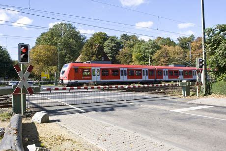 25 Railroad crossing gate Stock Pictures, Editorial Images and Stock ...