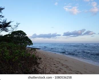 67 Mokuleia Beach Images, Stock Photos & Vectors | Shutterstock