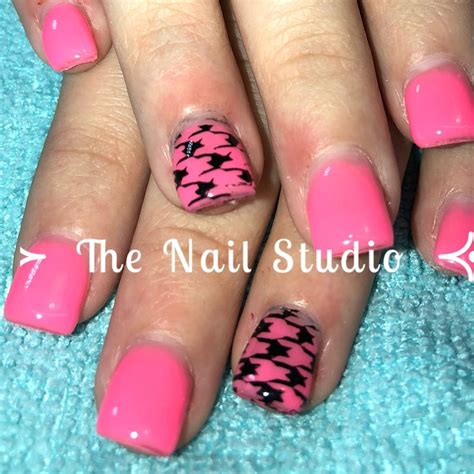 Dipped Nails With Stamped Nail Art The Nail Studio In Salem Ar Nails