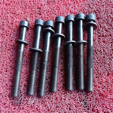 Jual Baut Baud Deksel Silinder Kop Cylinder Head Nissan Serena C Dan