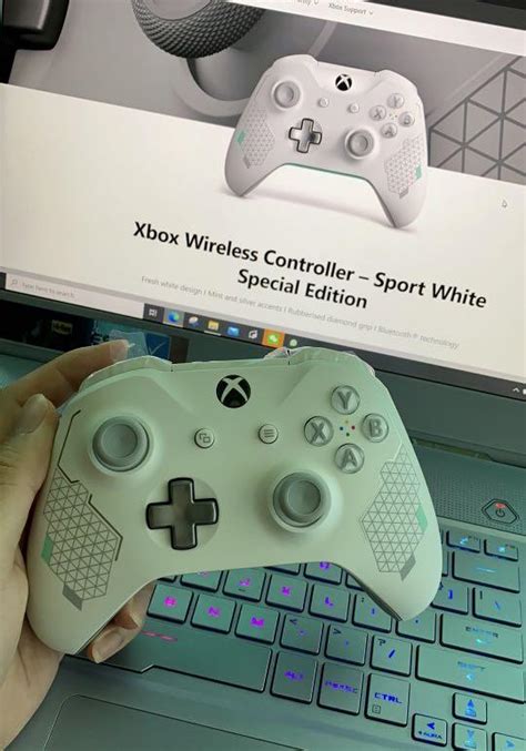 Xbox One Wireless Controller Sport White Special Edition Video Gaming Gaming Accessories