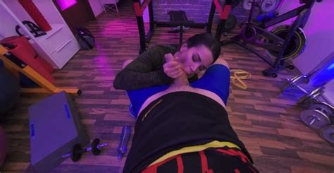 Fucking At The Gym Busty Trainer Chloe Lamour VR Porn Blog VRPorn