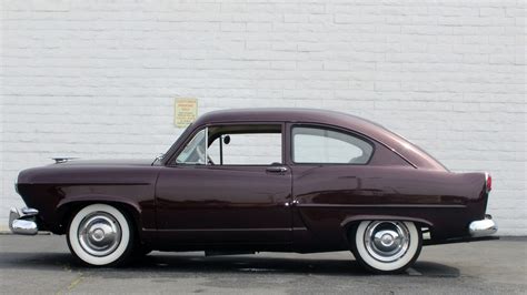 1953 Kaiser Henry J Corsair Deluxe G128 Indy 2016