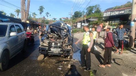 BREAKING NEWS Tabrak Hino Panther Pick Up Remuk Di Bener Meriah