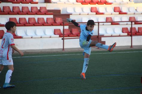 F Tbol Benjamines A Gonzalo Valencia Detuvo Un Penalti En El