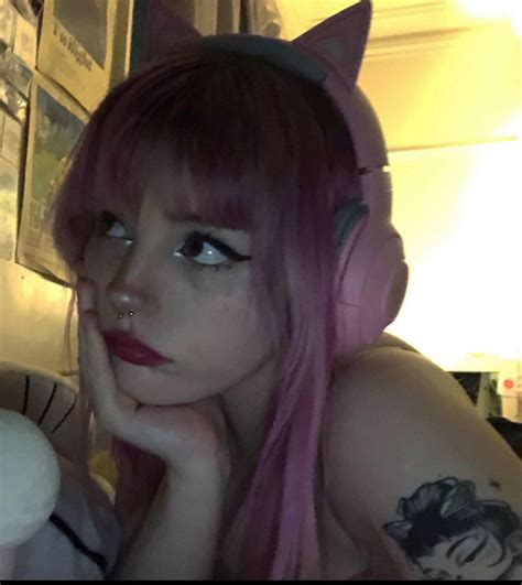 Pink Hair Egirl With Pink Hair Egirl Cute Kawaii Kawaii Aesthetic