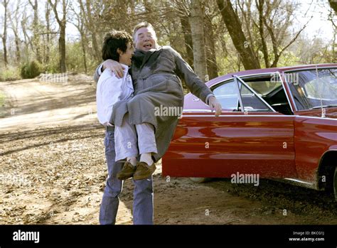 BIG FISH (2003) BILLY CRUDUP, ALBERT FINNEY FISH 001-30 Stock Photo - Alamy