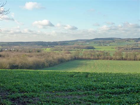 View West Over Great Stour Valley Robin Webster Cc By Sa 2 0