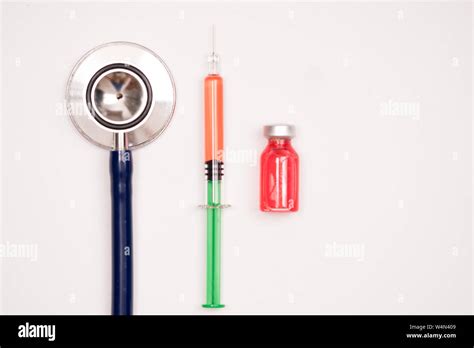 Syringes And Stethoscope Hi Res Stock Photography And Images Alamy