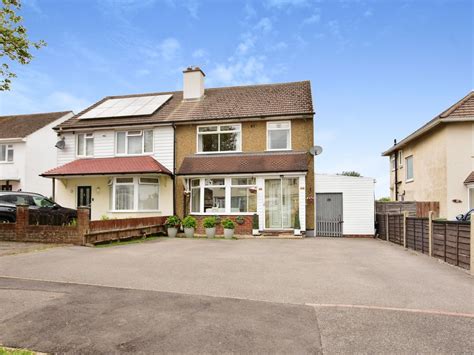 3 Bed Semi Detached House For Sale In Somerset Road Maidstone Me15