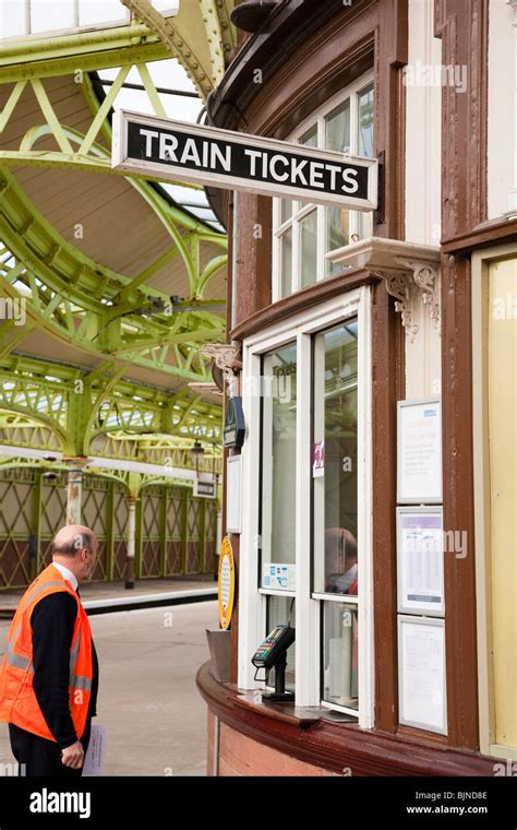 Train Station Ticket Office Hi Res Stock Photography And Images Alamy