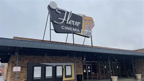 Des Moines' Fleur Cinema faces reopening dilemma - Axios Des Moines