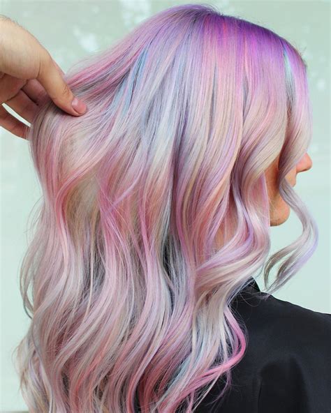 11 Tren Warna Rambut Ombre, Dari Minimalis hingga ‘Super Cute’ | BukaReview