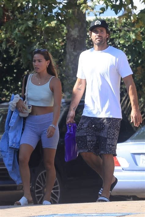 Tia Blanco And Brody Jenner Shopping At Malibu Lumber Yard 09 15 2022