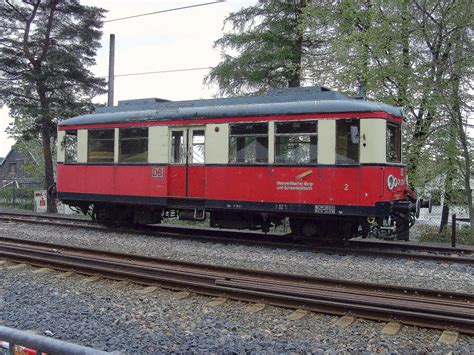 Flachstrecke In Richtung Cursdorf Mit Triebwagen Bahnen In