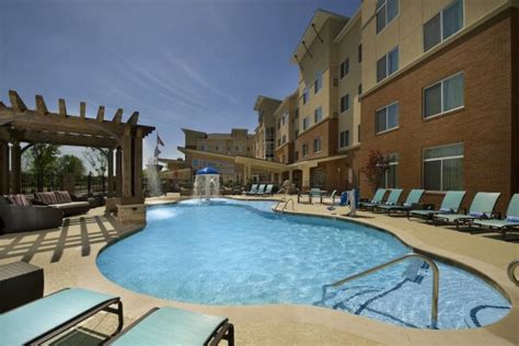 Embassy Suites by Hilton Nashville SE Murfreesboro Reviews & Prices | U.S. News