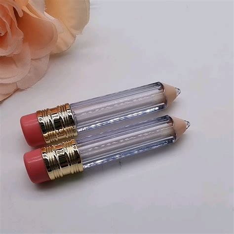 2020 New Design 5ml Lipgloss Lip Gloss Wand Tubes Pencil Shaped Clear