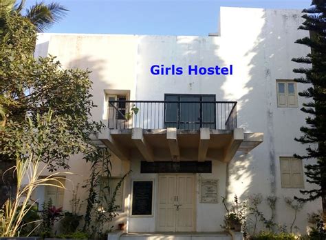 Hostel Swami Sahajanand Bharti College Of Educationshrirampur