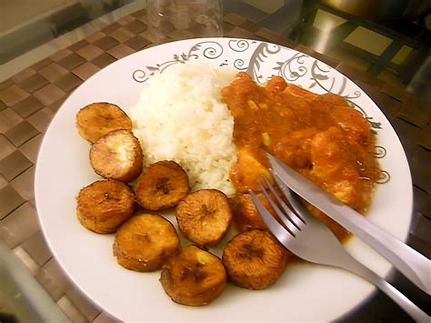 Recette De Blancs De Poulet Fa On Colombo Et Bananes Plantains