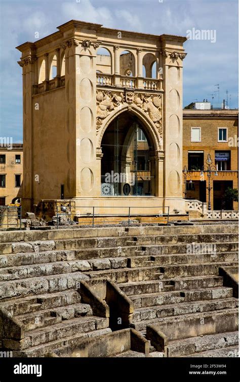 Geography Travel Piazza Sant Oronzo Il Sedile Built Late 16th