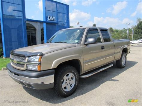 2004 Sandstone Metallic Chevrolet Silverado 1500 Ls Extended Cab 4x4 53941361