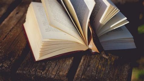 pengertian  ciri struktur unsur  jenisnya