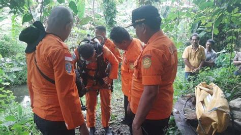 Basarnas Manado Sulawesi Utara Serahkan Penanganan Kasus Bayi Yang