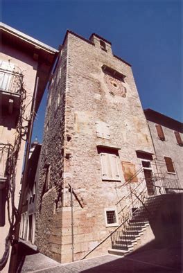 Torre Dell Orologio Torri Del Benaco Garda Tourism Garda Tourism