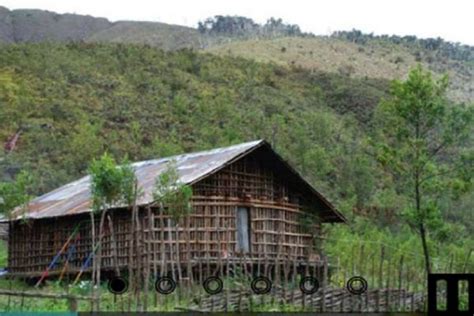 Rumah Adat Di Indonesia Tahan Gempa Nomor 1 Rumah Kaki Seribu Dari