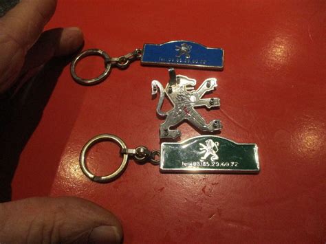 Ancien Porte Cl Peugeot Nomblot M Con Et Logo Au Lion Plastique Ebay