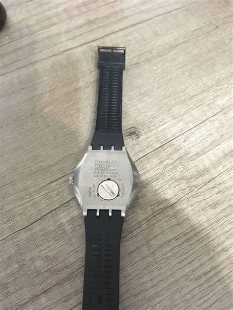 Продам швейцарские часы Swatch irony SR626SW