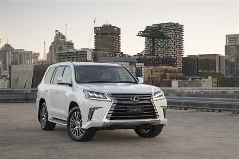 Lexus Presents Revised Version Of The Lx 400d