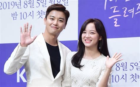 Ciuman Hot Yeon Woo Jin Dan Kim Sejeong Di I Wanna Hear Your Song