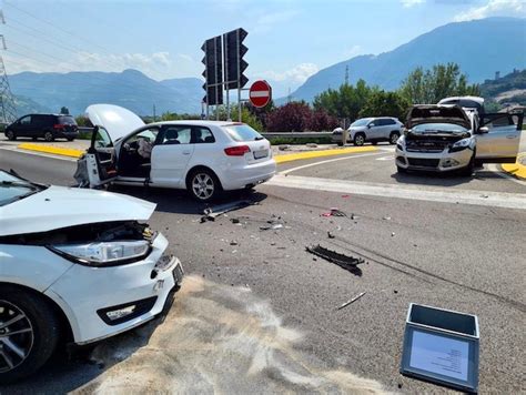 Crash auf der MeBo Brücke Neue Südtiroler Tageszeitung