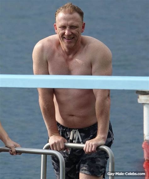 Kevin McKidd Shirtless Changing Trunks Info Celebrities