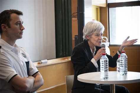 Visite Des Astronautes De L Esa Sophie Adenot Arnaud Pros Flickr