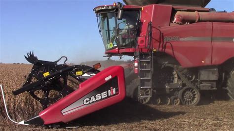 Case IH 9240 Axial Flow Combine Harvesting Soybeans YouTube