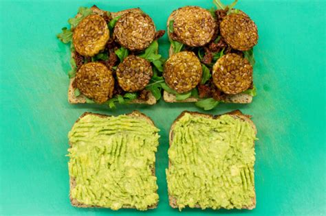 The Best 10-Minute Vegan Tempeh Sandwich Recipe