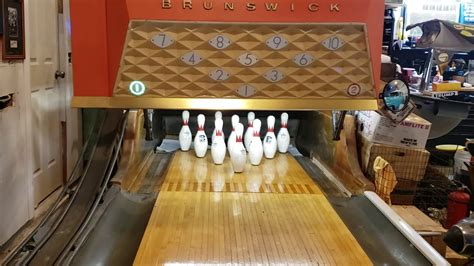 Brunswick Pinsetter Garage Bowling Alley A2 Cycling Bowling Garage