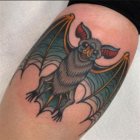 Discover Tiny Bat Tattoo In Cdgdbentre