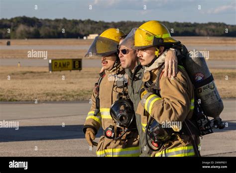 Us Marines With Aircraft Rescue And Firefighting Arff Headquarters And Headquarters