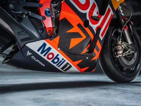 KTM RC16 le foto della moto che correrà nella MotoGP 2023 MotoGP